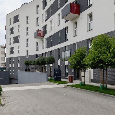 Vetulaniego Apartment With Air Conditioning & Parking By Renters Prestige Cracovia Exterior foto