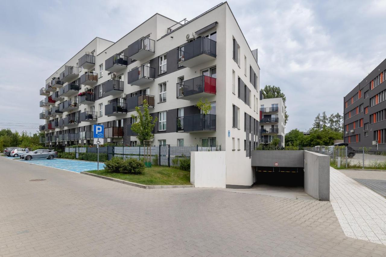 Vetulaniego Apartment With Air Conditioning & Parking By Renters Prestige Cracovia Exterior foto
