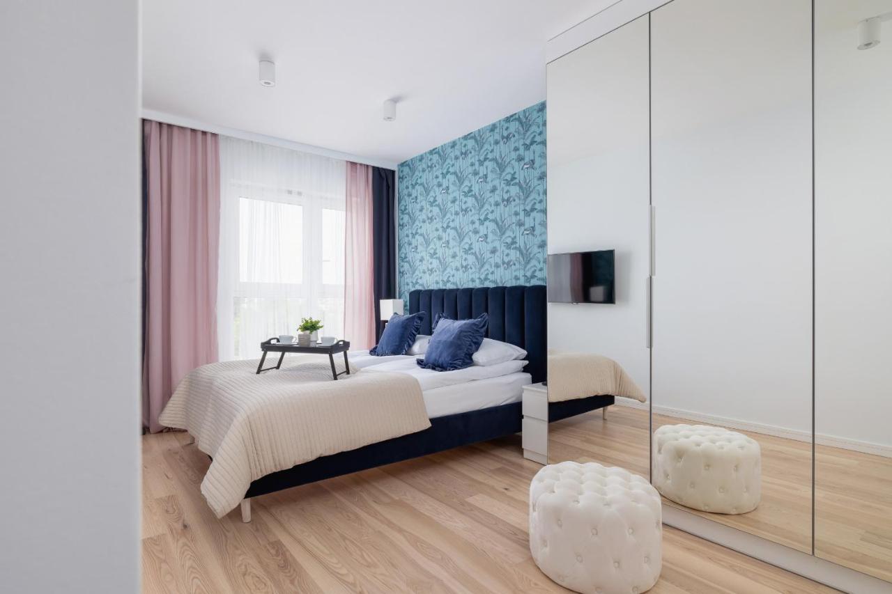 Vetulaniego Apartment With Air Conditioning & Parking By Renters Prestige Cracovia Exterior foto